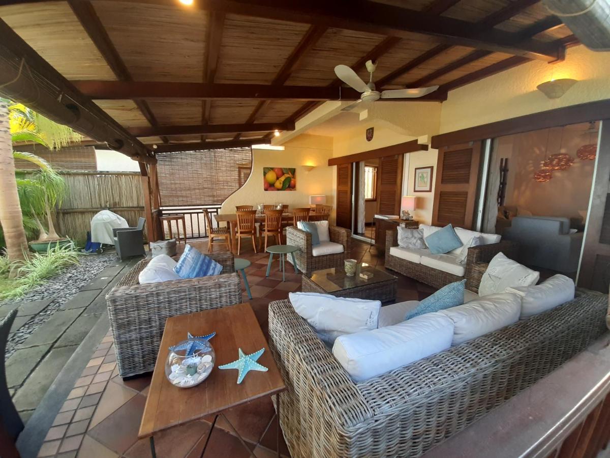 Fantastic Spacious Beachfront Villavacances Grand Baie