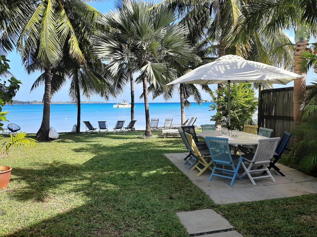 Fantastic Spacious Beachfront Villavacances * Grand Baie